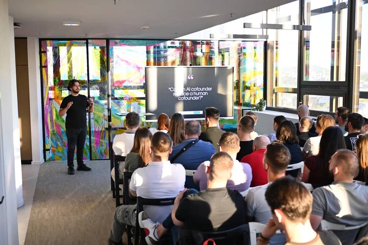 Žarko Antanasković speaking at Claude as Co-Founder in Belgrade